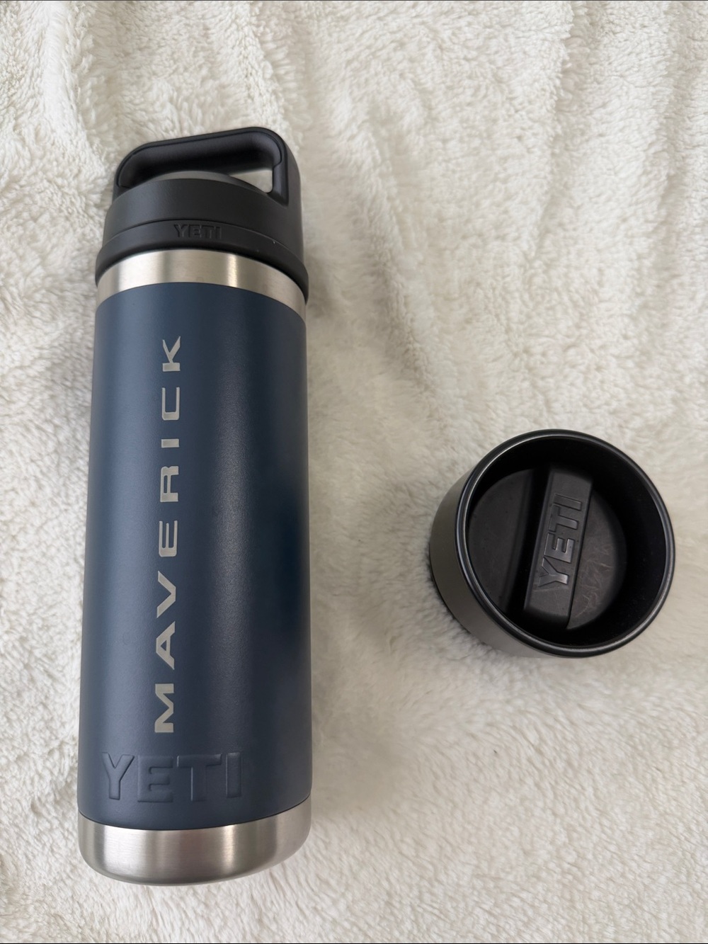 Yeti Rambler Navy Blue Built Ford Tough Maverick Stainless Tumbler with 2nd Lid